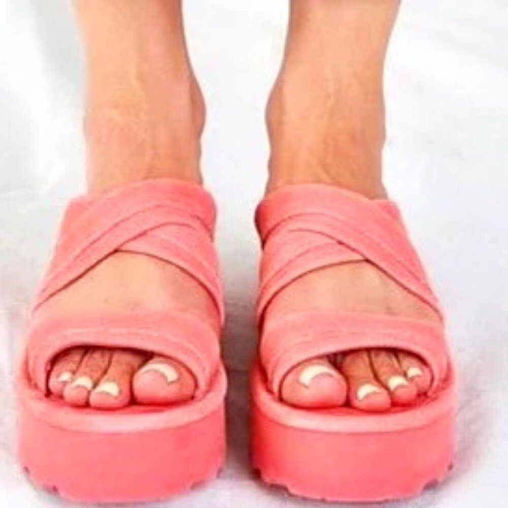 BEARPAW Altitude Suede Sandals Pink Size 8